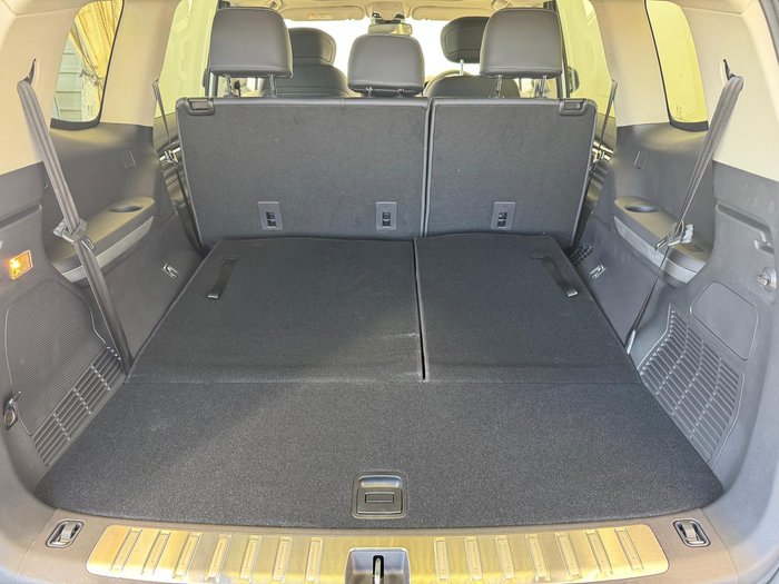 2025 LDV D90 Executive