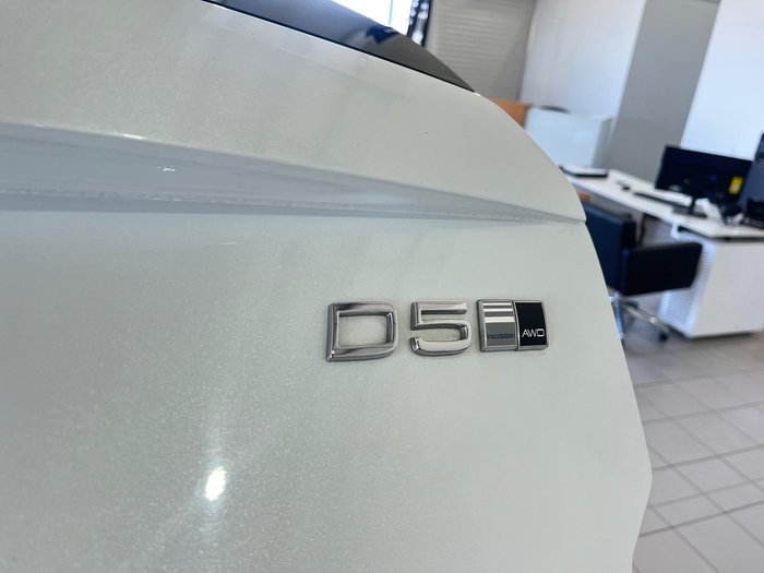 2016 Volvo XC90 D5 Inscription MY16 AWD Crystal White