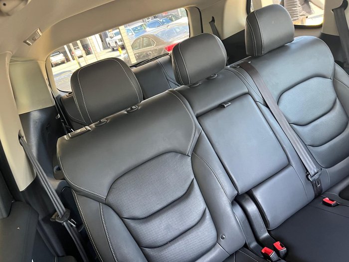 2023 LDV D90 Executive