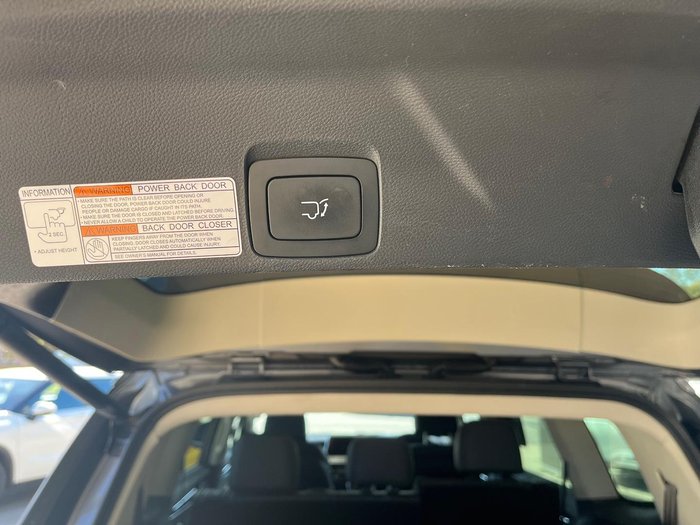 2023 LDV D90 Executive