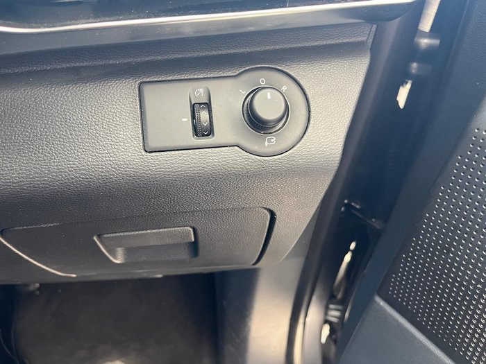 2023 LDV D90 Executive