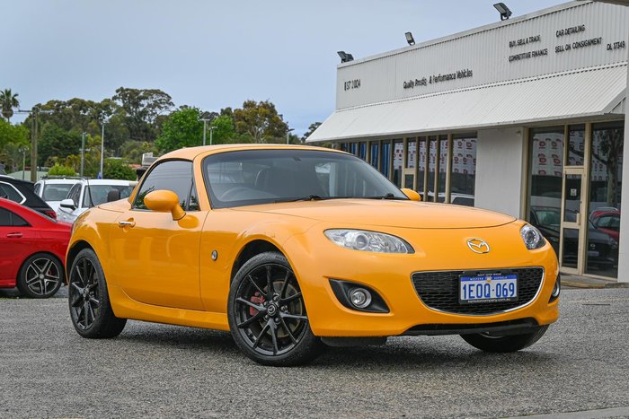 2009 Mazda MX-5 Roadster Coupe