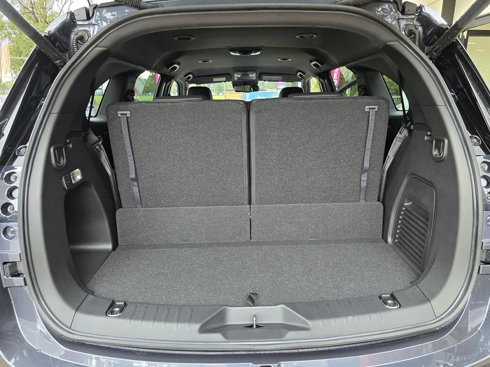 2025 Isuzu MU-X LS-T