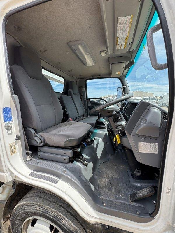 2014 Isuzu Nqr 4X2 Crane/Tipper Truck **Low Kms**