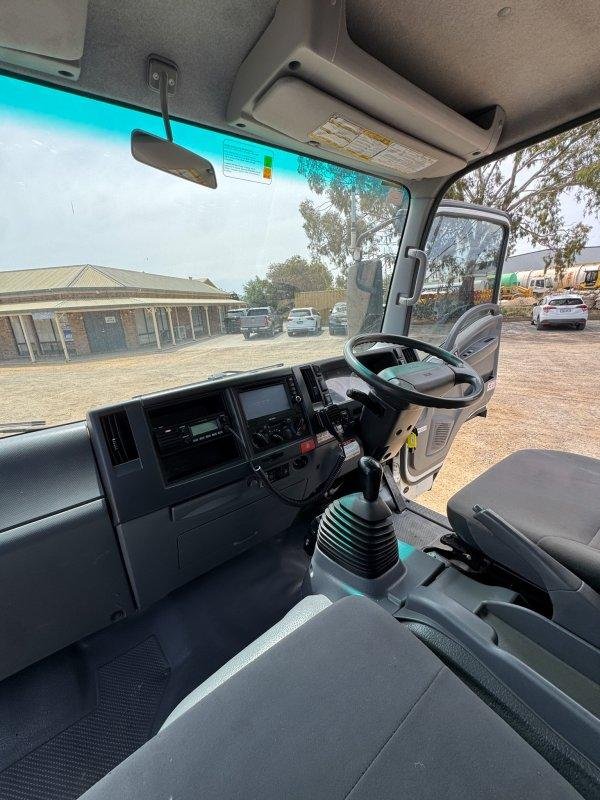 2014 Isuzu Nqr 4X2 Crane/Tipper Truck **Low Kms**