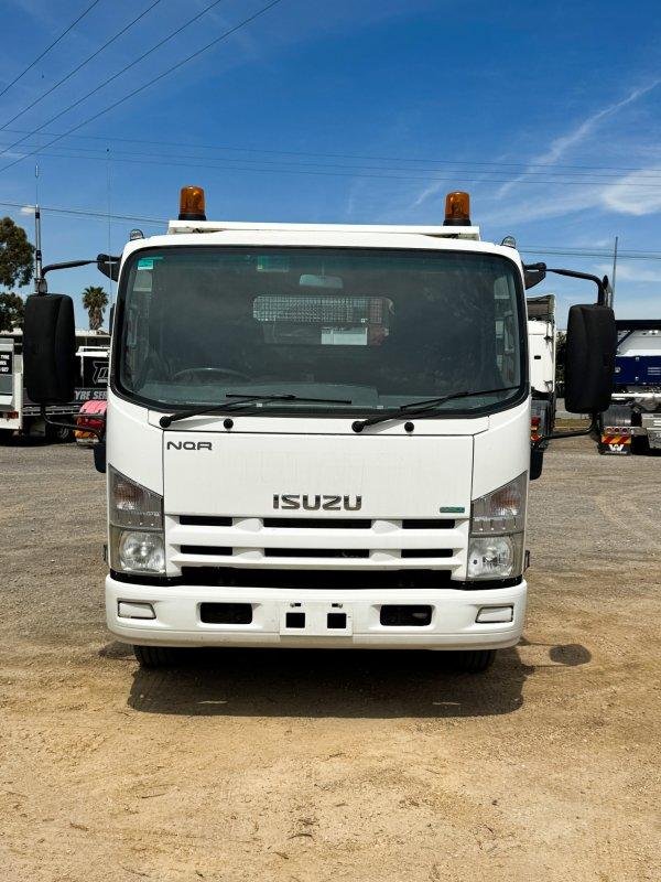 2014 Isuzu Nqr 4X2 Crane/Tipper Truck **Low Kms**