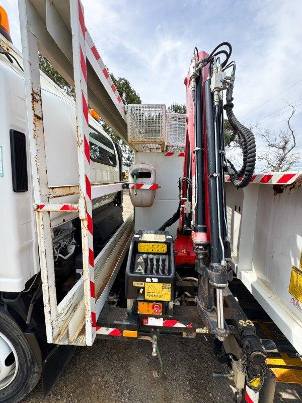 2014 Isuzu Nqr 4X2 Crane/Tipper Truck **Low Kms**