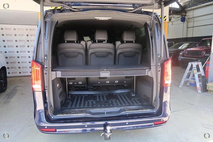 2022 Mercedes-Benz V-Class V300 d AMG Avantgarde