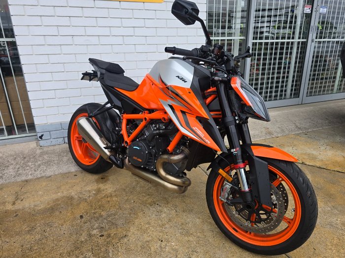 2022 Ktm 1290 SUPER DUKE R Orange