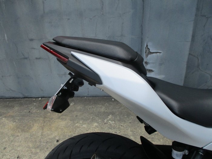 2025 Kawasaki NINJA 500 SILVER