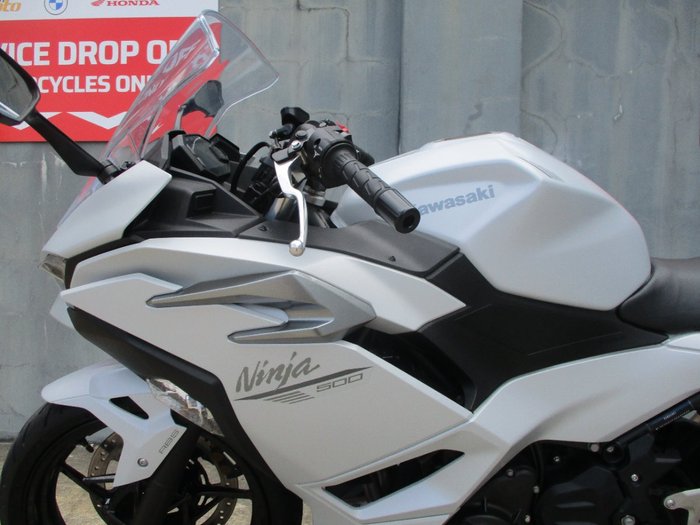 2025 Kawasaki NINJA 500 SILVER