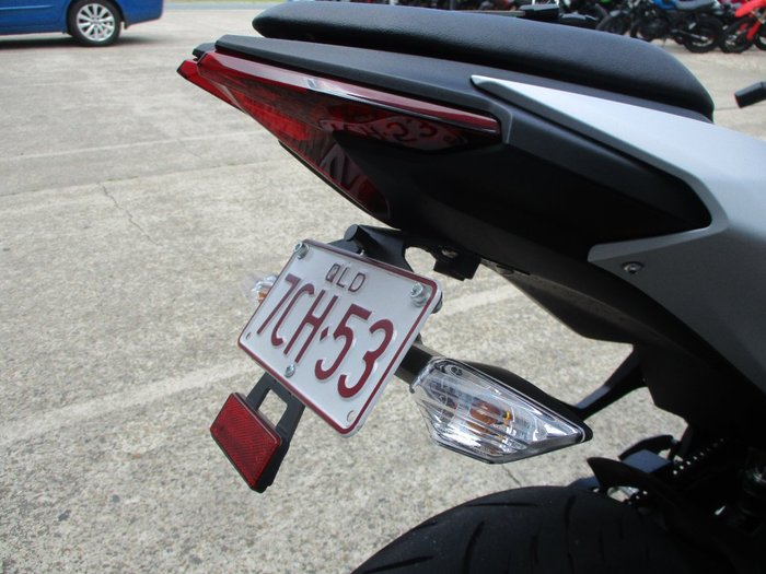 2025 Kawasaki NINJA 500 SILVER