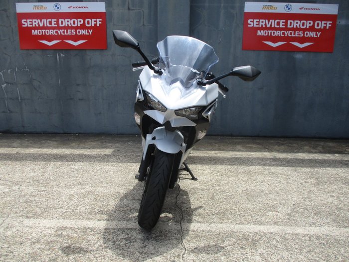 2025 Kawasaki NINJA 500 SILVER