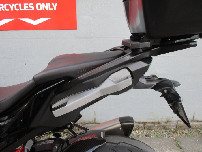 2022 BMW Motorrad S 1000 XR TRIPLE BLACK BLACK STORM METALLIC