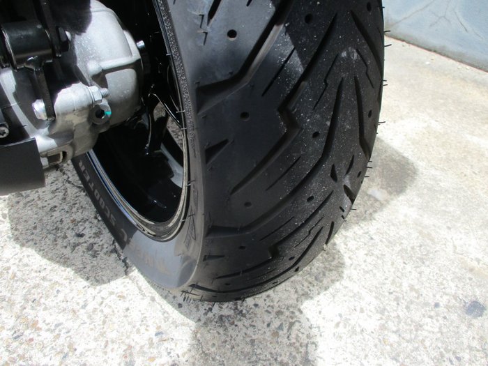 2023 BMW Motorrad C 400 GT BLACK