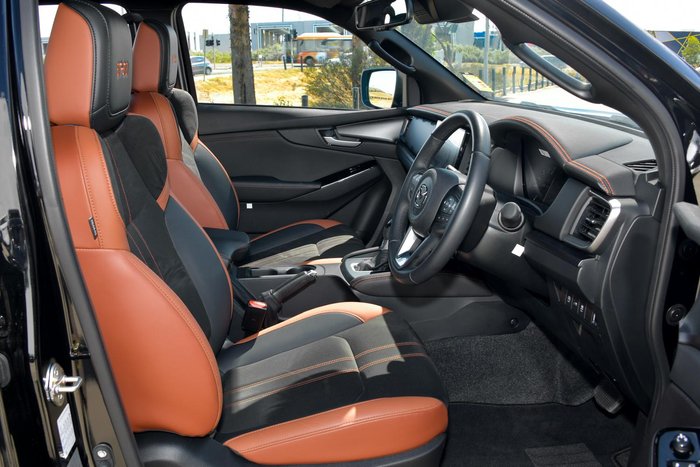2025 Mazda BT-50 SP