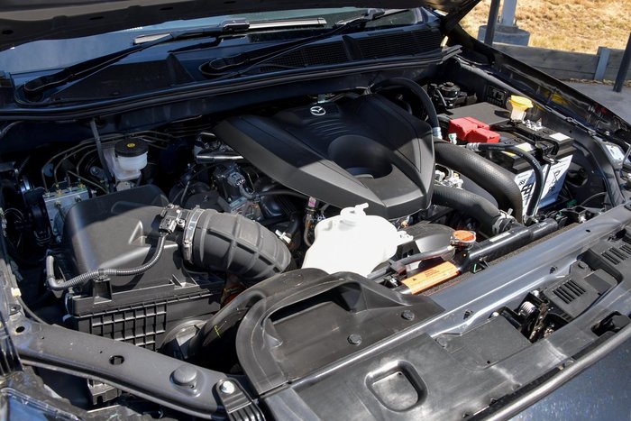 2025 Mazda BT-50 SP
