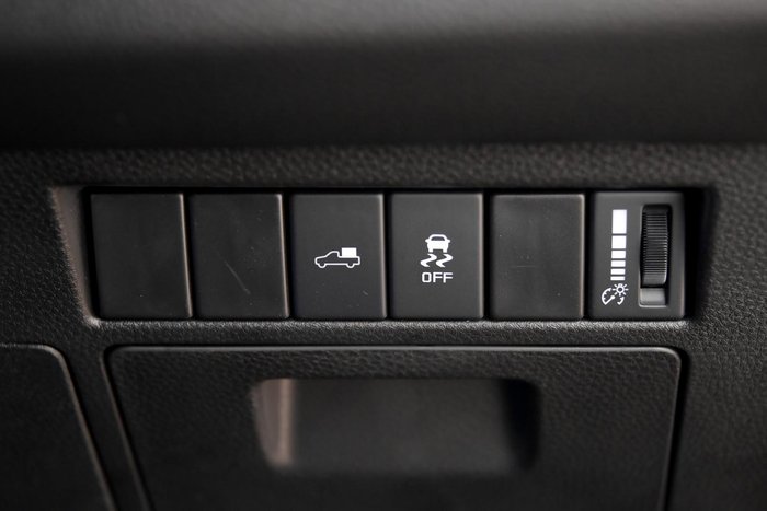 2025 Mazda BT-50 SP