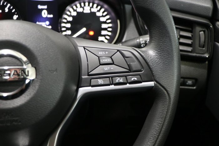 2017 Nissan X-TRAIL ST