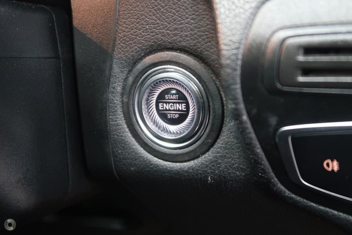 2019 Mercedes-Benz GLC-Class GLC300