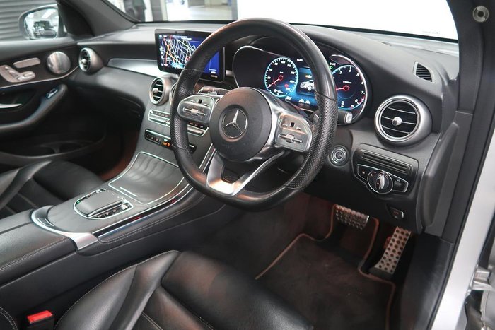 2019 Mercedes-Benz GLC-Class GLC300