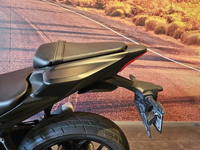 2025 Yamaha YZF-R3 R3 Black