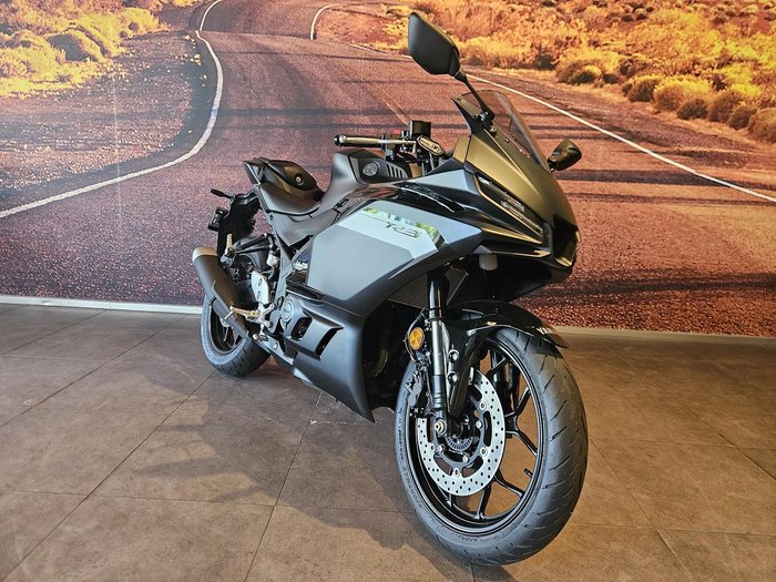2025 Yamaha YZF-R3 R3 Black