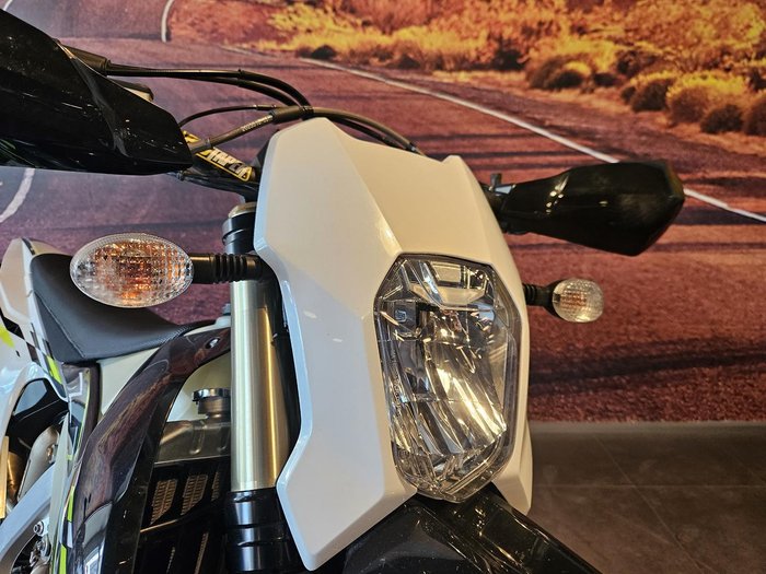 2025 Triumph TF 450-E Off Road White
