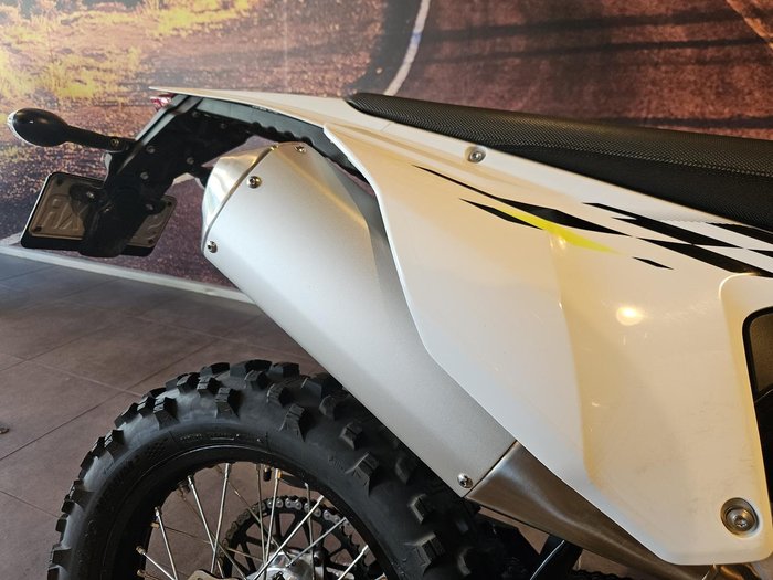 2025 Triumph TF 450-E Off Road White