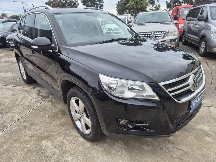 2011 Volkswagen Tiguan 147TSI 5N MY11 Four Wheel Drive Deep Black