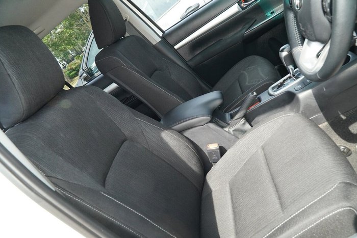 2021 Toyota Hilux SR