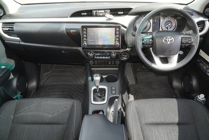 2021 Toyota Hilux SR