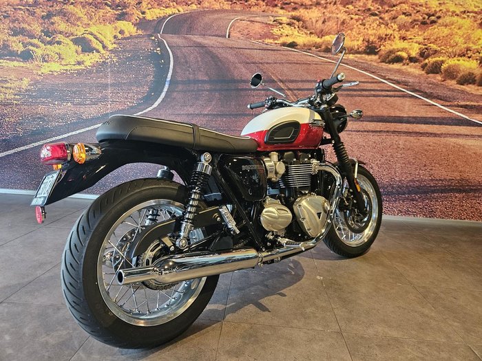 2025 Triumph Bonneville T120 Bonneville Red