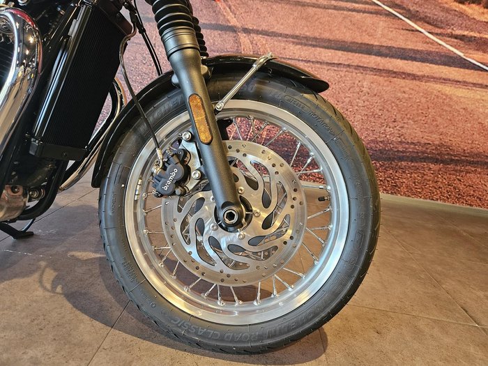 2025 Triumph Bonneville T120 Bonneville Red