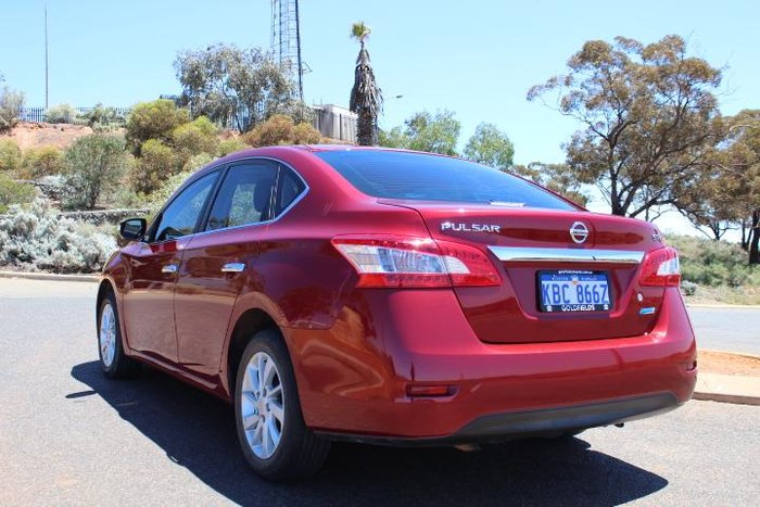 2013 Nissan Pulsar ST