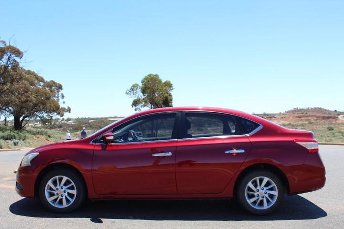 2013 Nissan Pulsar ST