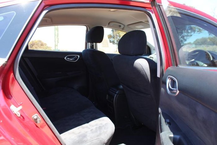 2013 Nissan Pulsar ST