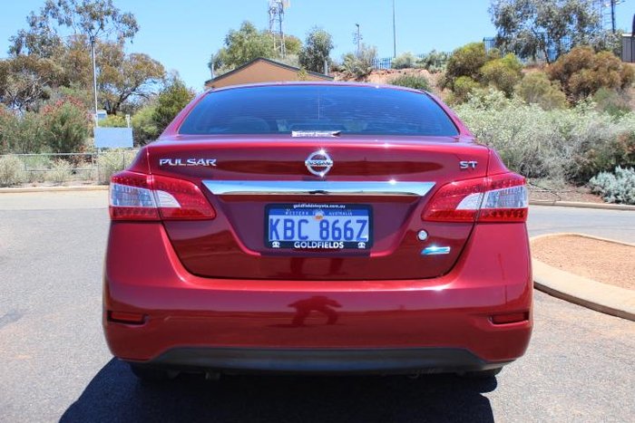 2013 Nissan Pulsar ST