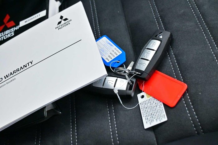2025 Mitsubishi Outlander Aspire