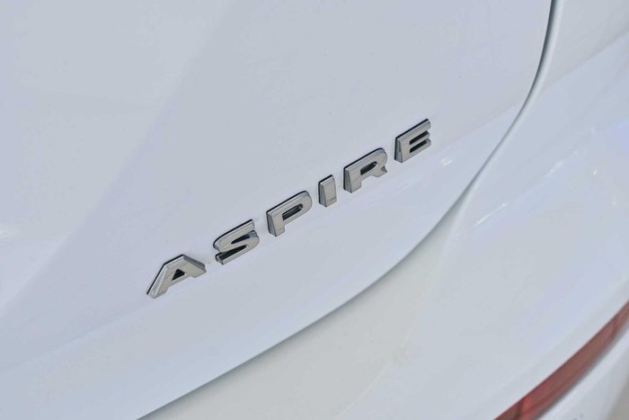 2025 Mitsubishi Outlander Aspire