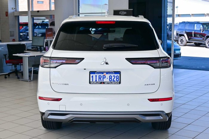 2025 Mitsubishi Outlander Aspire