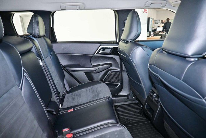 2025 Mitsubishi Outlander Aspire