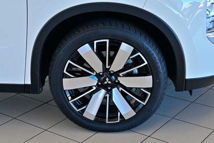 2025 Mitsubishi Outlander Aspire