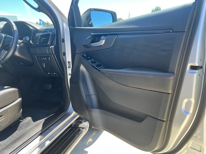 2025 Isuzu D-MAX X-TERRAIN