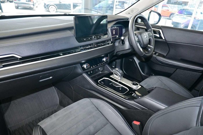 2025 Mitsubishi Outlander Aspire