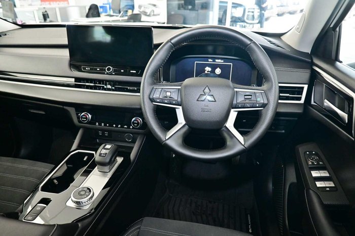 2025 Mitsubishi Outlander Aspire