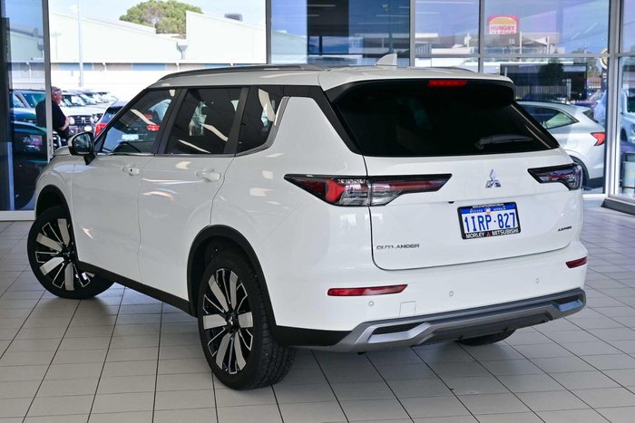 2025 Mitsubishi Outlander Aspire