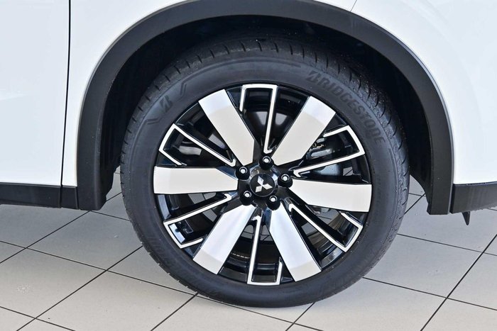 2025 Mitsubishi Outlander Aspire