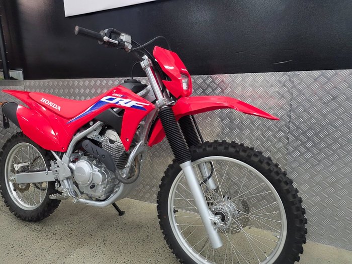2024 Honda CRF250F RED