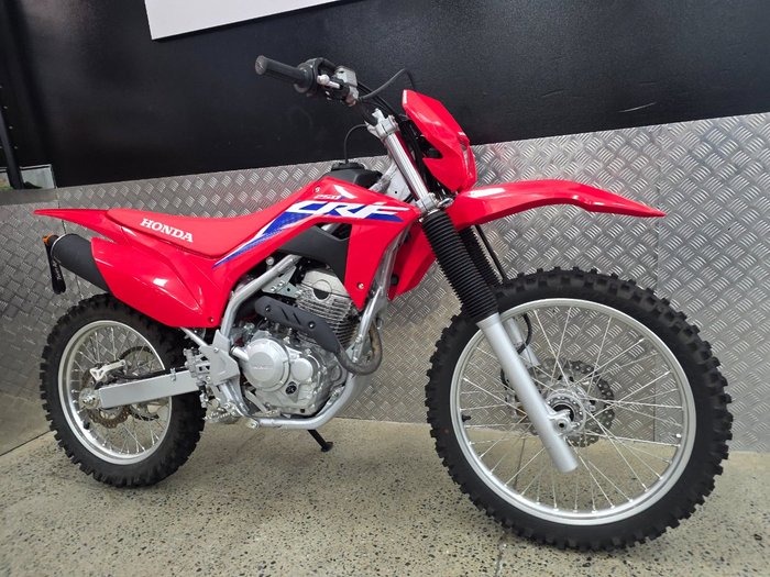 2024 Honda CRF250F RED
